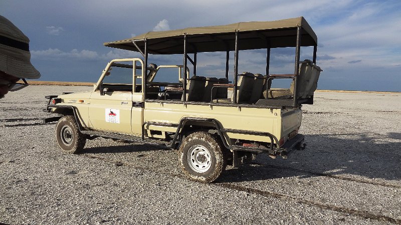 abf.jpg - Unser Game Drive Auto - Nata Lodge - Bird Sanctuary