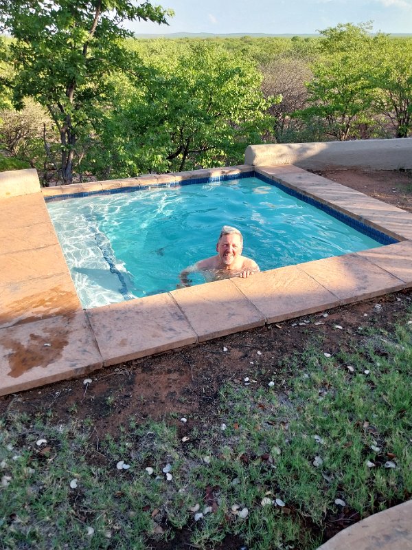 aaw.jpg - Mopane Bush Lodge im Norden - zum vierten Mal