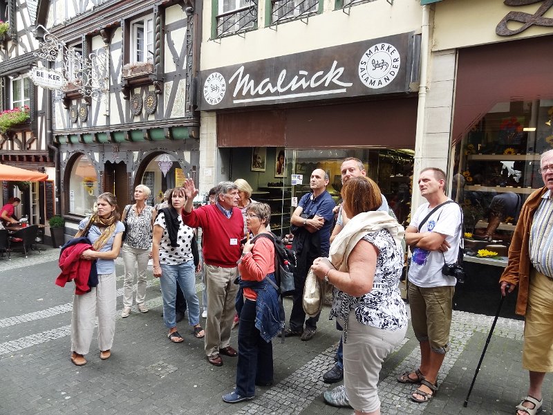 DSC07472.JPG - Unser Stadtführer, Herr Ockenfels