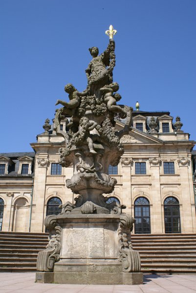 DSC02894.JPG - Schloss mit Garten in Fulda