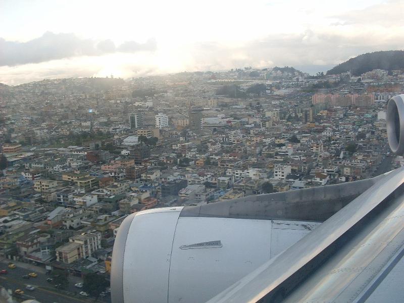SDC10072.JPG - Quito, kurz vor der Landung