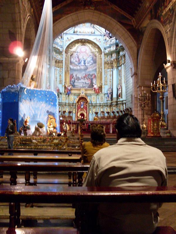 SDC10119.JPG - In Quito gibt es VIELE Kirchen