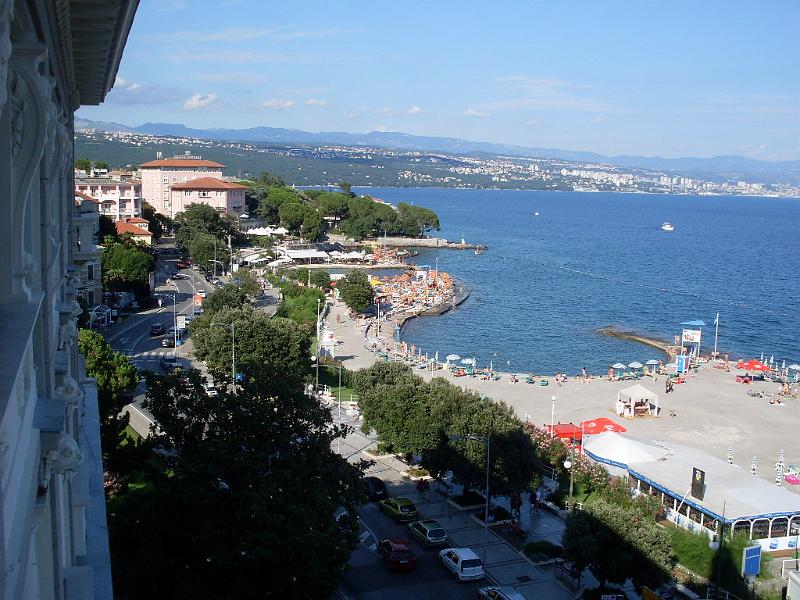 SDC11253.JPG - Hinten rechts sieht man Rijeka