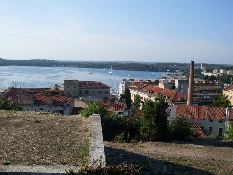 SDC11271.JPG - Blick von der Burg in Pula