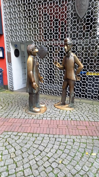 20230914_141240.jpg - Tünnes und Schäl, zwei Kölner Originale