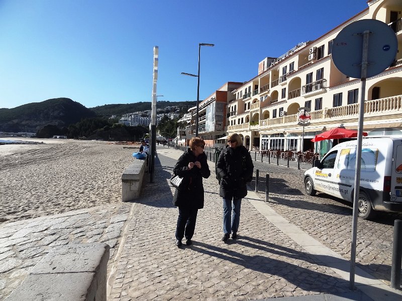 DSC04432.JPG - Brigit, Gabi in Sesimbra