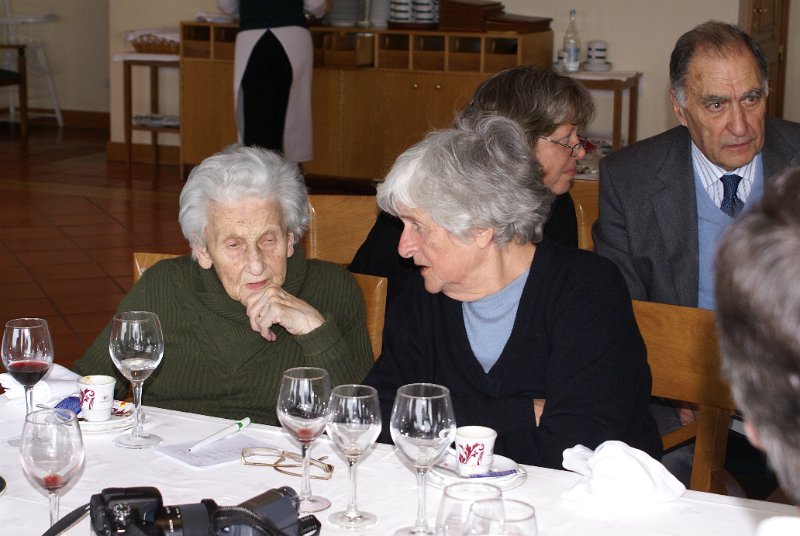 DSC04225.JPG - Tante Ilse, Mama, Desi, Onkel Quicas