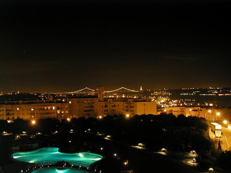 PB010081.JPG - Ausblick by night