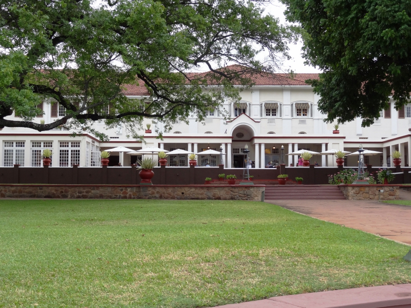 DSC00239.JPG - Victoria Falls Hotel