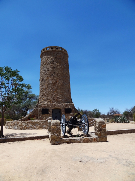 DSC09676.JPG - Franke-Turm in Omaruru