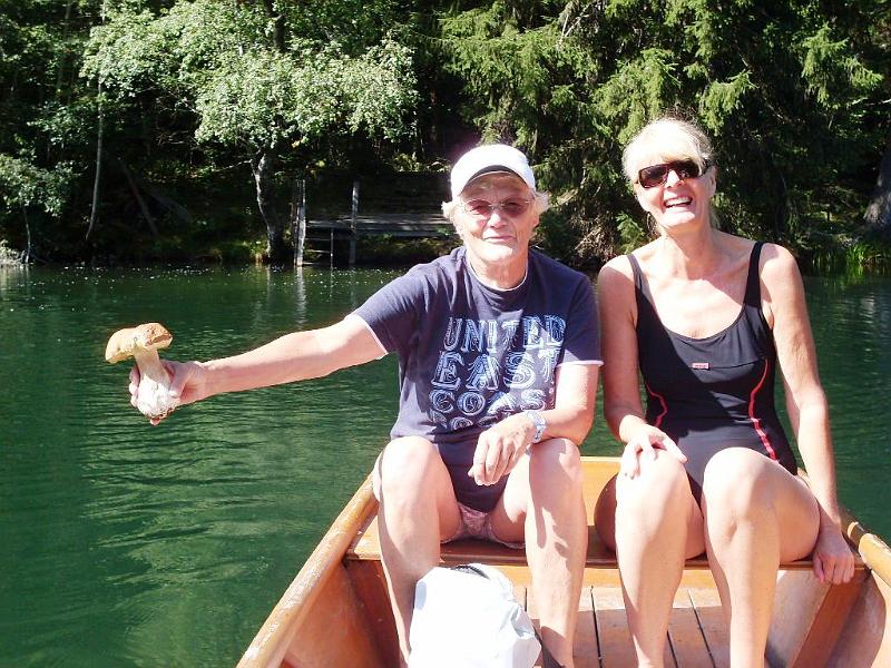 SDC11526.JPG - Steinpilz, Gunhild + Gabi