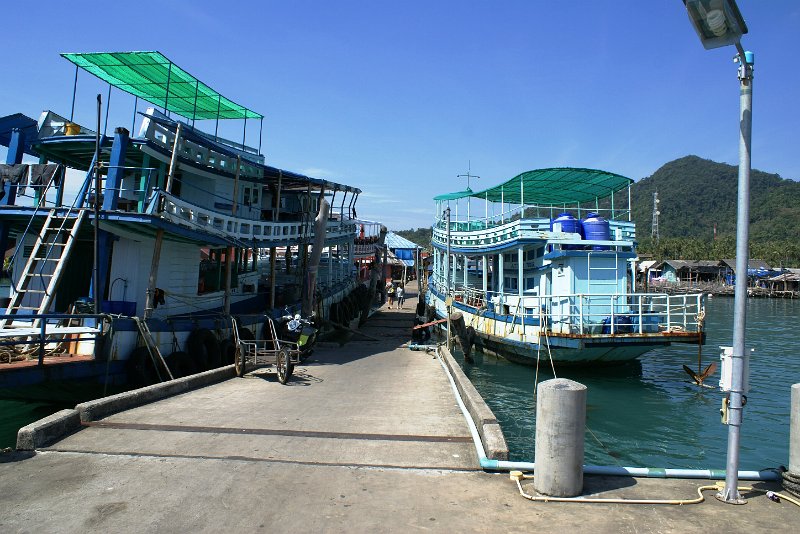DSC04444.JPG - Bang Bao an der Südspitze von Ko Chang