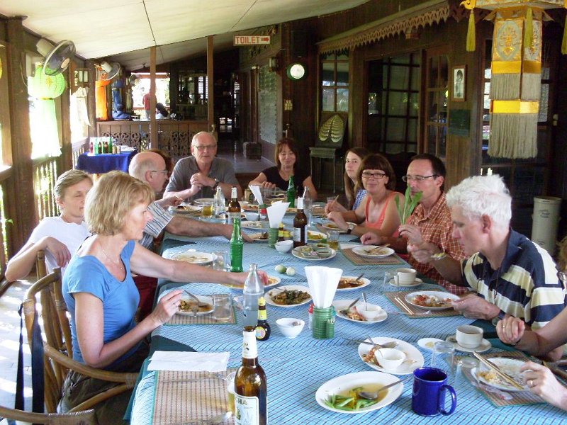SDC12736.JPG - Mittagessen in einem Homestay, SCHARF!