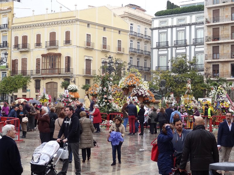 DSC06578.JPG - Plaza de La Virgen