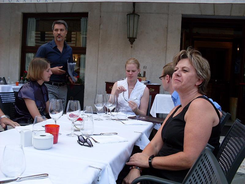 SDC11207.JPG - Abendessen an der Piazza Dante / dei Signori
